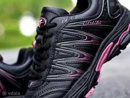 Кросівки bona шкіряні жіночі чорні нові 40 розмір Кросівки bona шкіряні жіночі чорні нові 40 розмір - VDALA.PRO