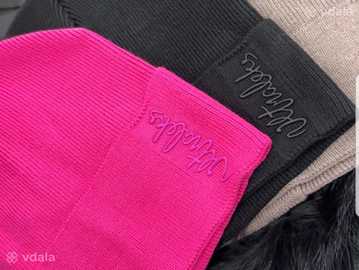 Жіноча шапка чорного кольору на флісі, тепла шапочка - VDALA.PRO