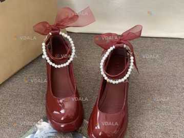 Жіночі туфлі на підборах, квадратний перед/носок Жіночі туфлі на підборах, квадратний перед/носок - VDALA.PRO