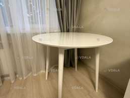 Продам белый круглый стол - VDALA.PRO