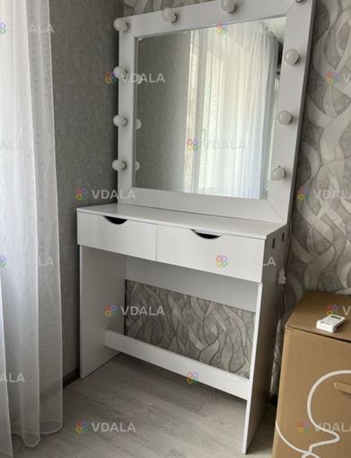 Стол для макияжа - VDALA.PRO