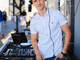 DJ ді-джей на весілля, день народження, корпоратив, вечірку Київ DJ ді-джей на весілля, день народження, корпоратив, вечірку Київ - VDALA.PRO