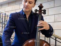 Жива музика на віолончелі /день народження/ музикант, скрипаль - VDALA.PRO