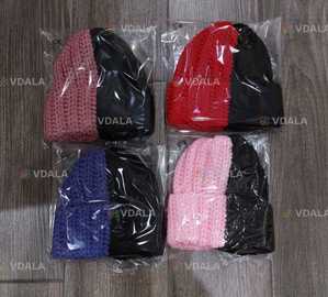 В'язана чорно-червона, чорно-рожева, чорно-фіолетова шапка - VDALA.PRO