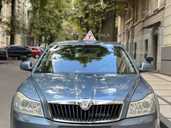 Приватні уроки з водіння.  Навчання відбуватиметься на Skoda Octavia - VDALA.PRO