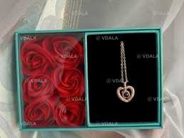 Подарунок дівчині, кулон я тебе кохаю на 100 мовах Подарунок дівчині, кулон я тебе кохаю на 100 мовах - VDALA.PRO