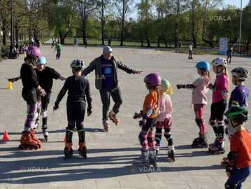 Інструктор з роліків, Тренер по Роликам, Ролики Голосієво ВДНГ - VDALA.PRO