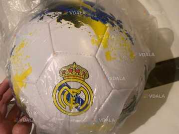 Мʼячі футбольні і волейбол - VDALA.PRO