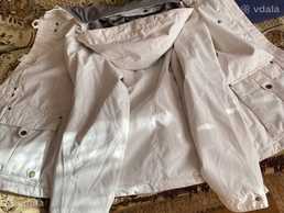 Жіноча вітровка білого кольору - VDALA.PRO