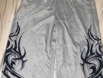 женские спортивные штаны jaded london з готским принтом свободный крой - VDALA.PRO