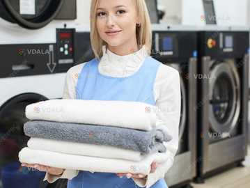 Працівниця пральні в Чехії - VDALA.PRO