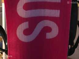 Жіночий шарф jacquemus з бахромою, рожевий - VDALA.PRO