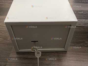 Сейф мебельний Expert S-15 стан нового Сейф мебельний Expert S-15 стан нового - VDALA.PRO