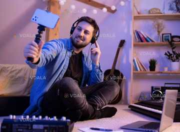 Стрімер, блогер, ведучий прямих ефірів - VDALA.PRO