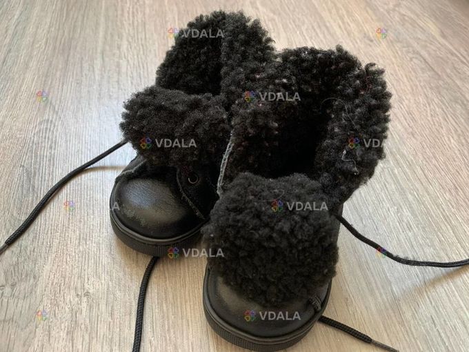 Продам детские ботинки Продам детские ботинки - VDALA.PRO