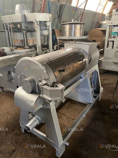 Протиральна машина для кісточкових фруктів вишня, слива, персик та абр Протиральна машина для кісточкових фруктів вишня, слива, персик та абр - VDALA.PRO