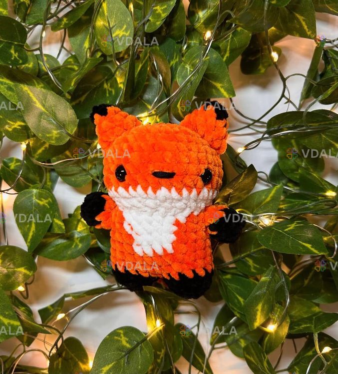 В'язана іграшка Лисичка В'язана іграшка Лисичка - VDALA.PRO