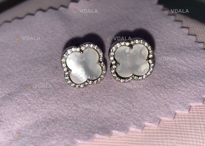 Сережки срібні Сережки срібні - VDALA.PRO