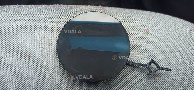 Кришка крюка бампера Chevrolet bolt EUV 22-23, 42779868 Кришка крюка бампера Chevrolet bolt EUV 22-23, 42779868 - VDALA.PRO