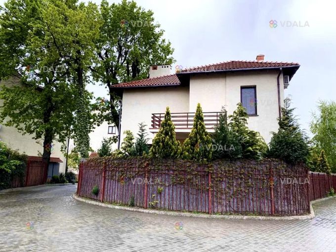 Продам Будинок 3 м², 5 кімн., 3 поверх, 220 м², 92 м². Продам Будинок 3 м², 5 кімн., 3 поверх, 220 м², 92 м². - VDALA.PRO