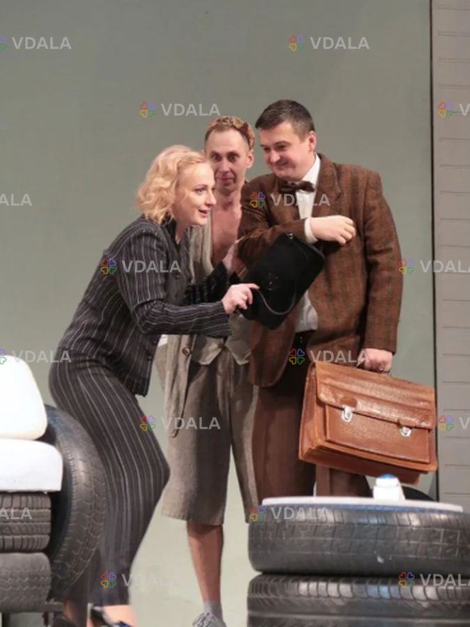 Занадто одружений таксист Занадто одружений таксист - VDALA.PRO