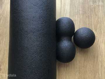 Набор массажных мячей и роллер Набор массажных мячей и роллер - VDALA.PRO