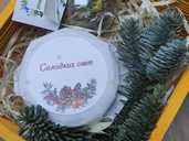 Подарочный набор новогодний с елкой, орехами, медом и чаем - VDALA.PRO - 1