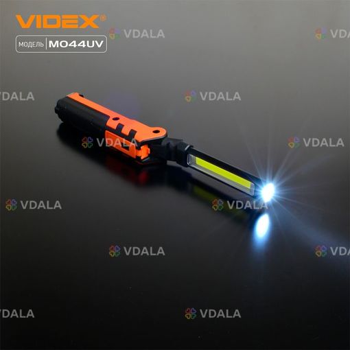 Маленький карманный фонарик Маленький карманный фонарик - VDALA.PRO