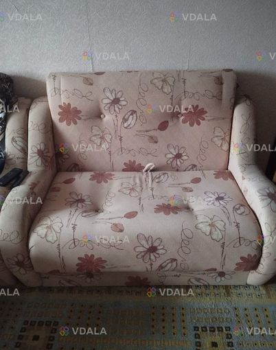 Канапе, диван б/у у гарному стані - VDALA.PRO
