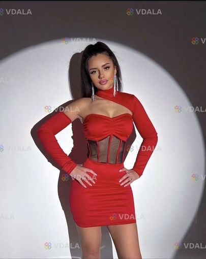 Червона сукня з корсетом та прозорими вставками Червона сукня з корсетом та прозорими вставками - VDALA.PRO