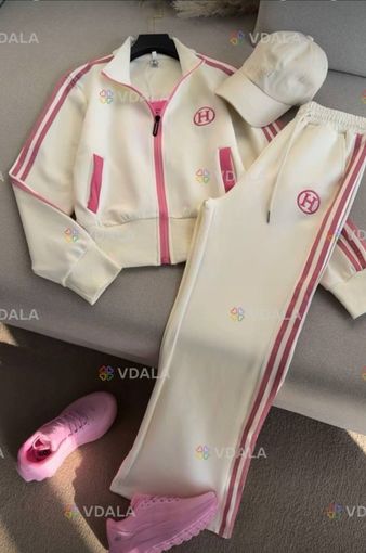 Трендовий спортивний костюм Трендовий спортивний костюм - VDALA.PRO
