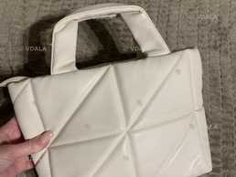 продам сумку бежевого кольору - VDALA.PRO