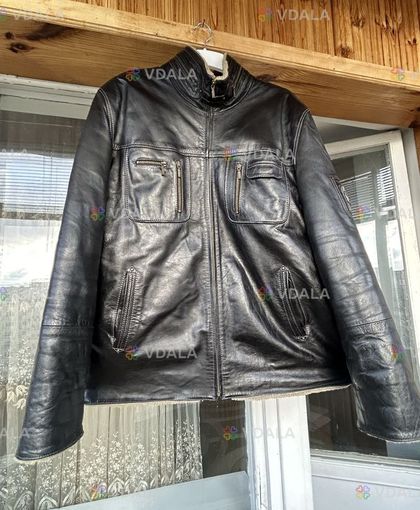Чорна шкіряна тепла куртка для чоловіків Чорна шкіряна тепла куртка для чоловіків - VDALA.PRO