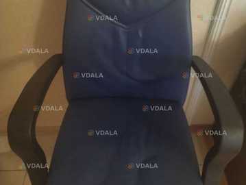 Офісне крісло зі штучної шкіри - VDALA.PRO