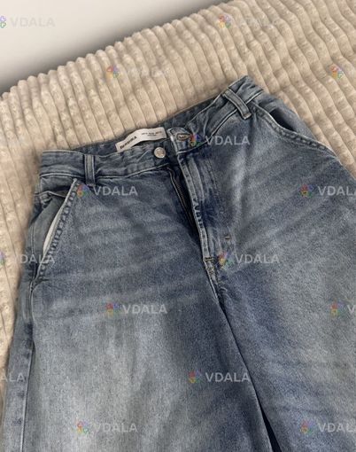 Блакитні джинси Bershka широкі, модні джинси блакитні - VDALA.PRO