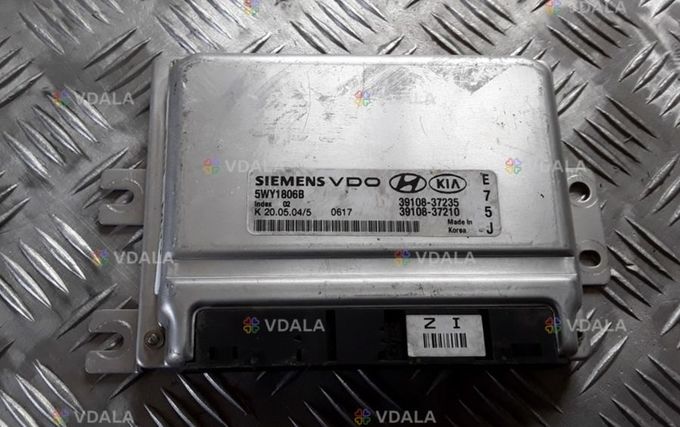 Hyundai Tucson JM ECU блок управління двигуном 5WY1806B 3910837235 391 Hyundai Tucson JM ECU блок управління двигуном 5WY1806B 3910837235 391 - VDALA.PRO