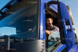Польща шукає водіїв C+E | хороша зарплата та стабільна робота - VDALA.PRO