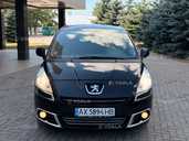 Продам Peugeot 5008 2011, 214 000 км, 2.0 l.. - 2 Продам Peugeot 5008 2011, 214 000 км, 2.0 l.. - VDALA.PRO - 2