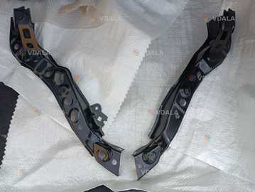 Планки вії реснички панелі радіатора Toyota Prius 30 2009-2015 - VDALA.PRO