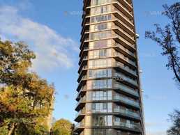 Продам Квартиру 111 м², 3 кімн., 4 поверх. - VDALA.PRO