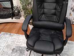 Офісне крісло + підставка для ніг + нахил спинки - VDALA.PRO