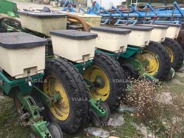 Сівалка John Deere 7200 16 рядна вакуумна дискова - VDALA.PRO