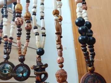 Авто аксесуари підвіски в салон авто - VDALA.PRO