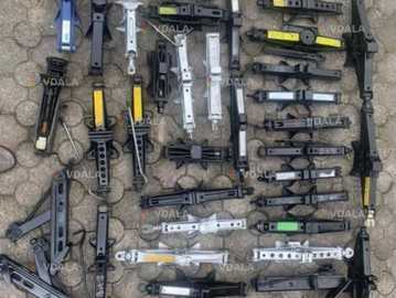 Домкрати крюки балоні ключі - VDALA.PRO