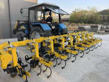 Прополочний культиватор КРН 5.6м на суцільній рамі Прополочний культиватор КРН 5.6м на суцільній рамі - VDALA.PRO
