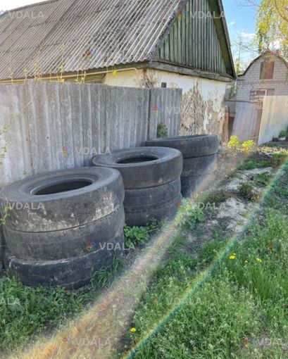 Віддам безкоштовно 9 шин від фур (б/у). - VDALA.PRO