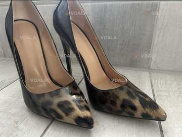 Туфлі лакові на шпильці. Туфлі лакові на шпильці. - VDALA.PRO