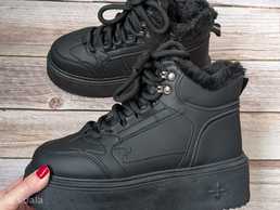 Зимові хайтопи жіночі черевики кросівки на платформі - VDALA.PRO