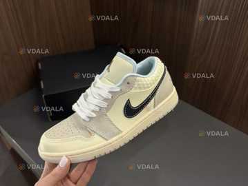 Жіночі лімітовані кросівки Nike Jordan low 1 нові оригінал Жіночі лімітовані кросівки Nike Jordan low 1 нові оригінал - VDALA.PRO