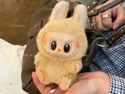 Тренд 2025 іграшка Брелок Labubu Лабубу стильний аксесуар на сумку - VDALA.PRO